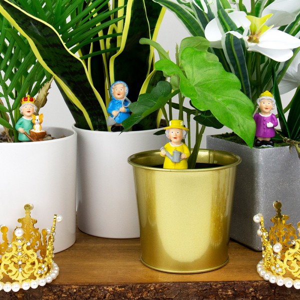 Pflanzenstecker Deko-Figuren - Königliche Gartenzwerge - Queen Elisabeth - Royal Gardeners 4er-Set